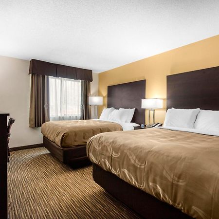Quality Inn & Suites Metropolis I-24 Exteriér fotografie