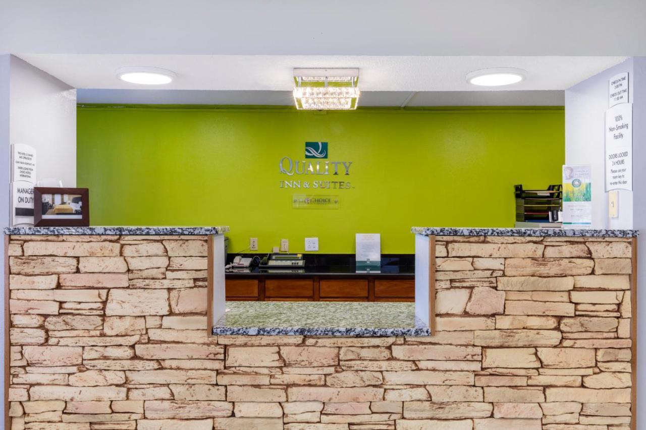 Quality Inn & Suites Metropolis I-24 Exteriér fotografie
